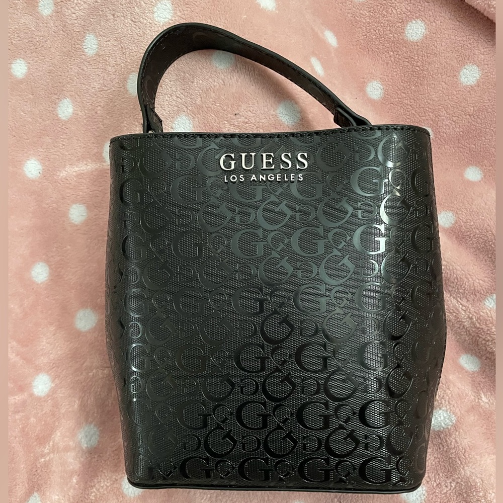 Guess Bucket bag